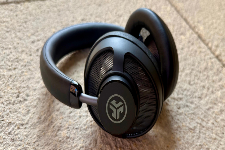 Tai nghe over-ear của JLab gây tranh cãi: Ý tưởng cực hay nhưng thực tế chưa như kỳ vọng