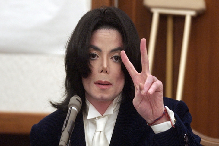 Netflix ra mắt tài liệu về phiên tòa gây tranh cãi của Michael Jackson sau thành công của phim “Michael”