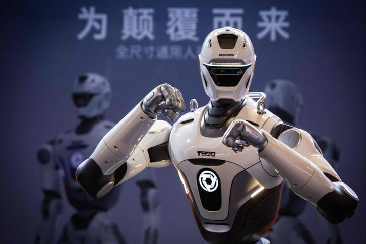 Spirit v1.6 vượt qua Cosmos3-Nano-Policy của Nvidia