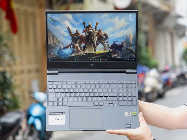 HP Victus 15